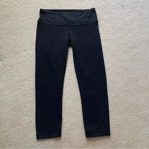 Lululemon Wunder Under Cropped Leggings